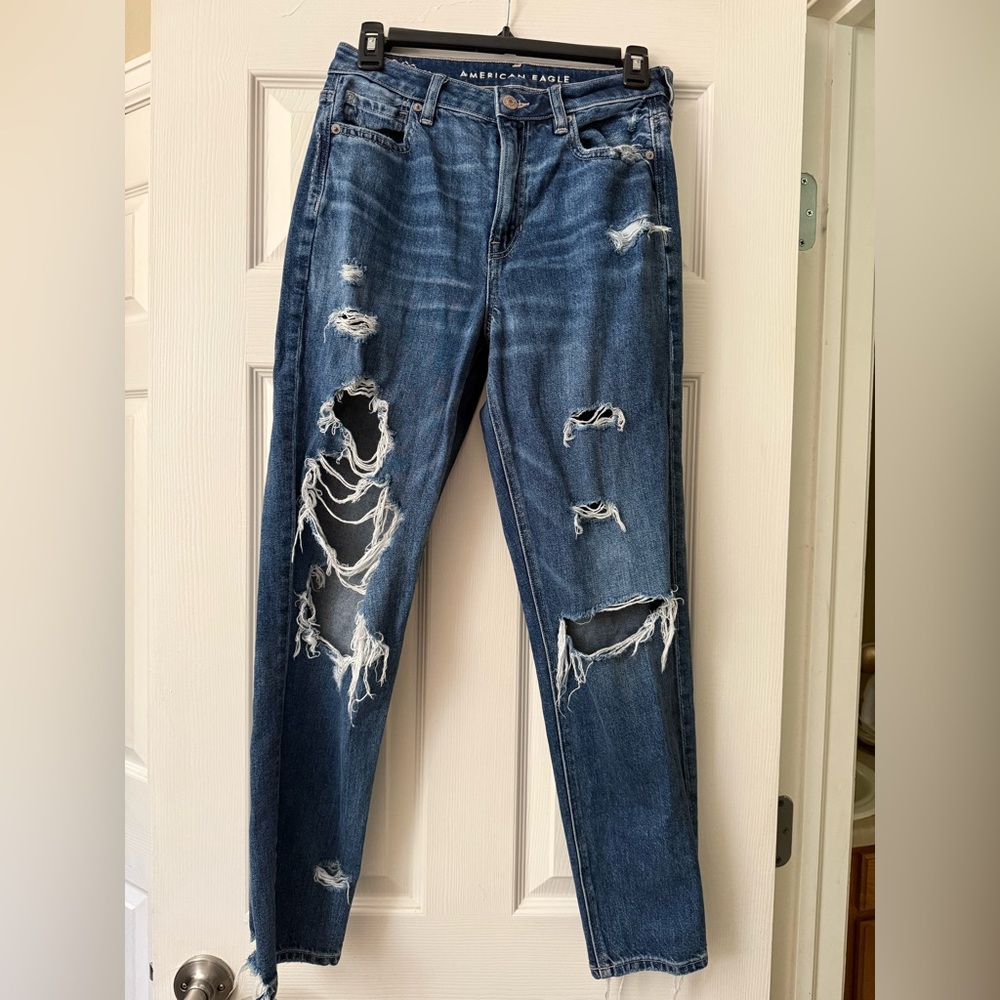 American Eagle Outfitters Women's Ripped Denim Boyfriend Jeans